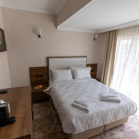 Soi & Casino Hotel 2*