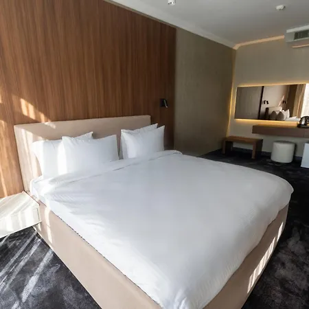 Hotel Soi & Casino 2*