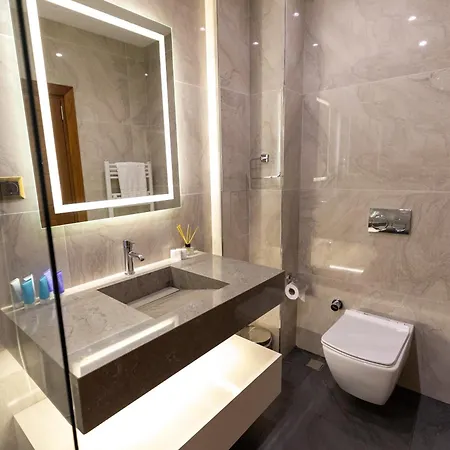 Soi & Casino Hotel 2*